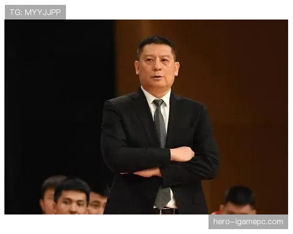 拜仁慕尼黑再陷“换帅风波”：战术混乱与高层分歧，豪门底蕴真能化解危机吗？